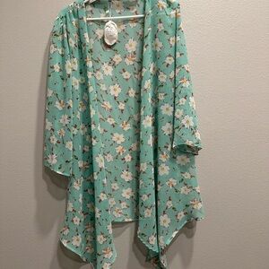 NWT Floral Kimono Cardigan,sheer,lightweight,swim,coverup,beach,pool,medium